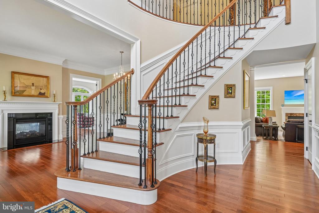 7 GOLDNEY DRIVE