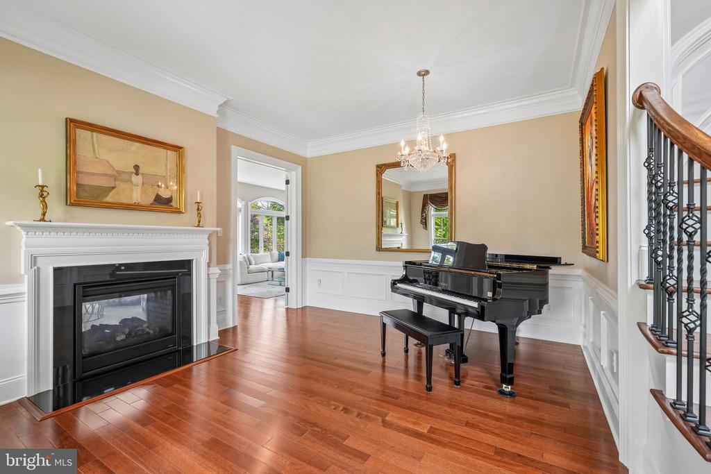 7 GOLDNEY DRIVE