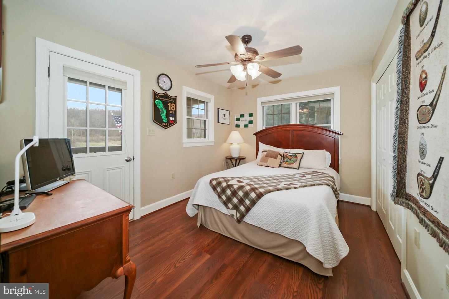 13856 Pond View LANE