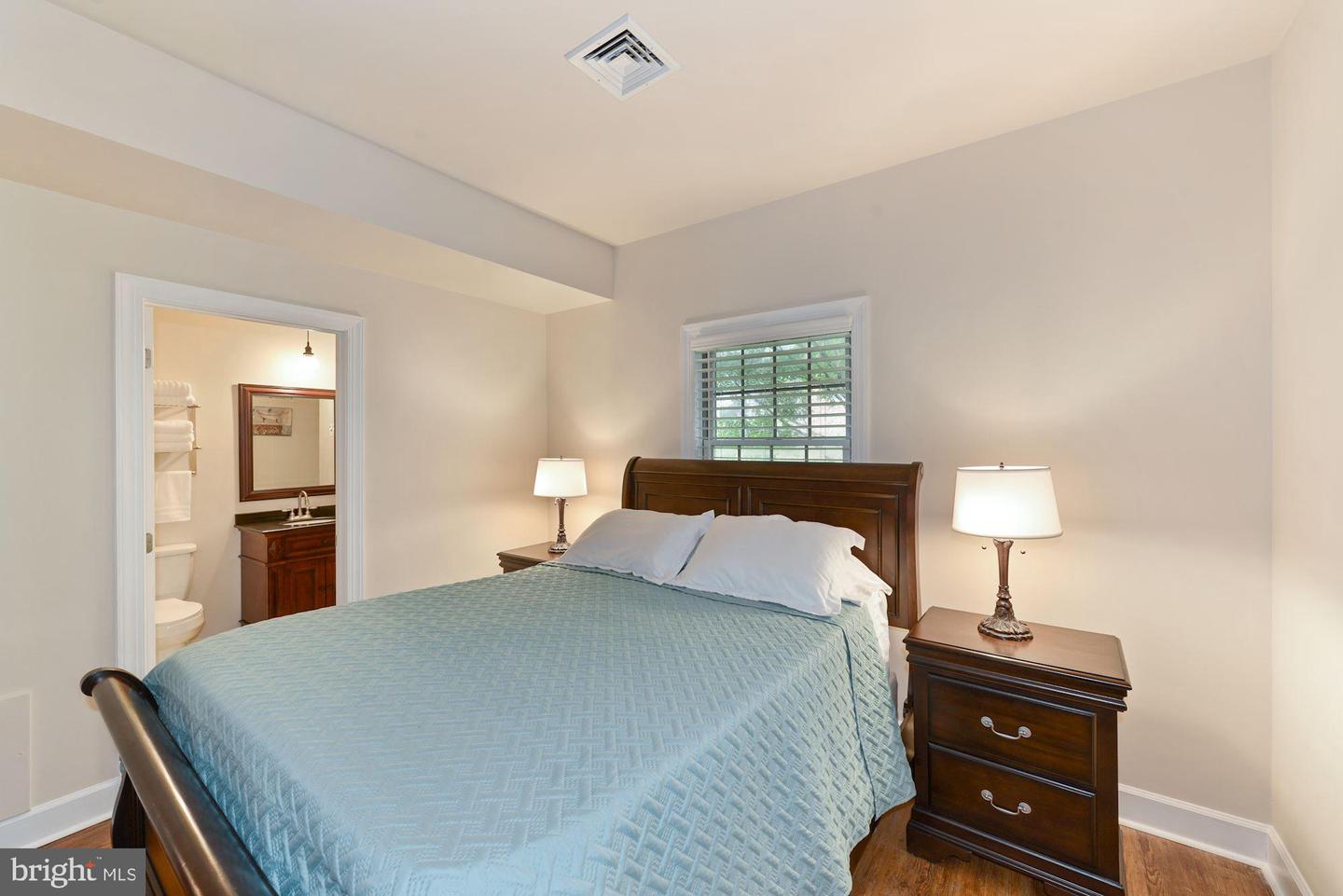 13886 Pond View LANE Unit: 31