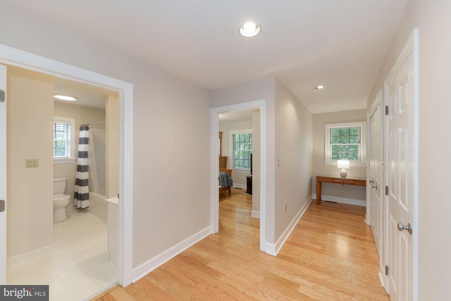 13886 Pond View LANE Unit: 31