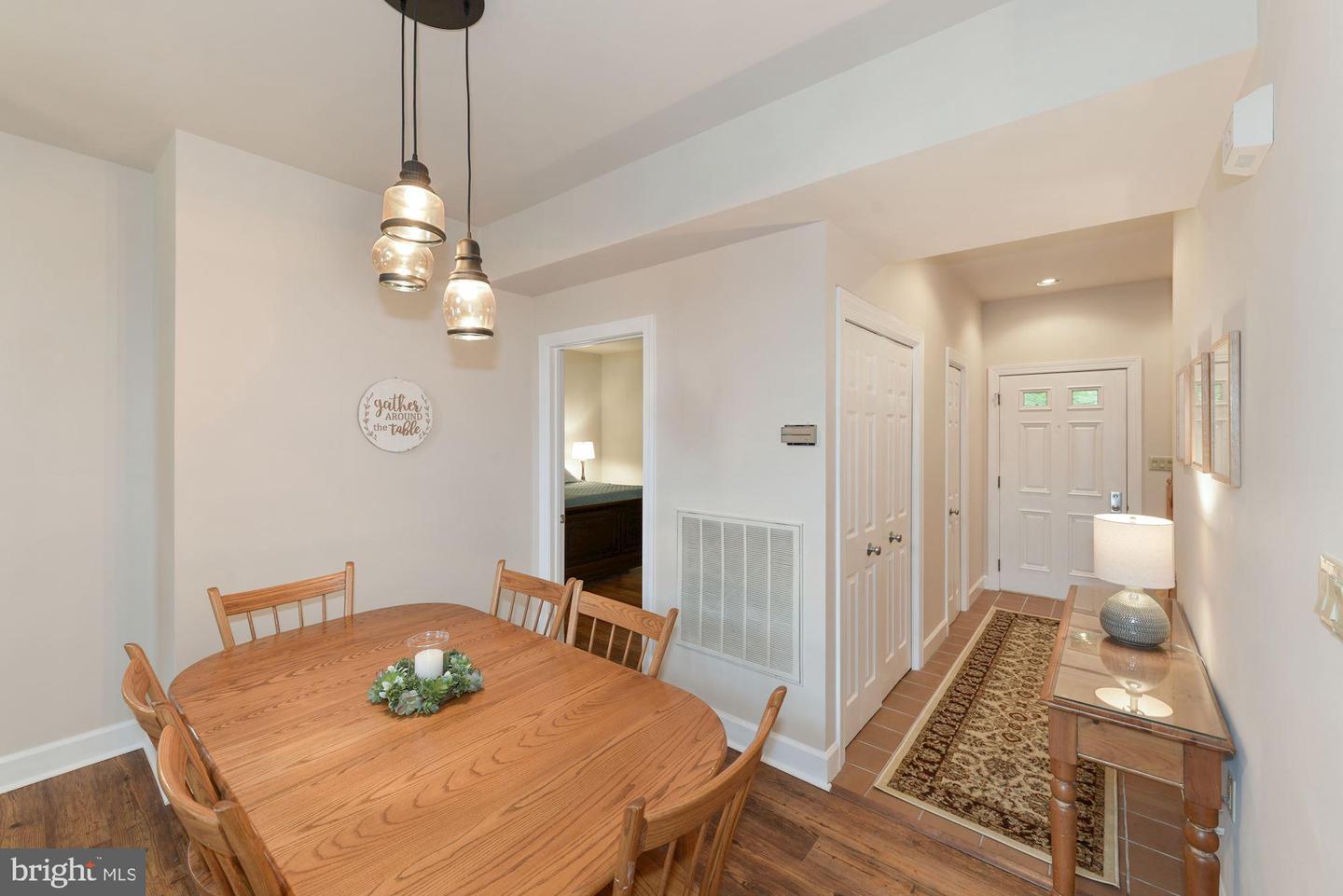 13886 Pond View LANE Unit: 31