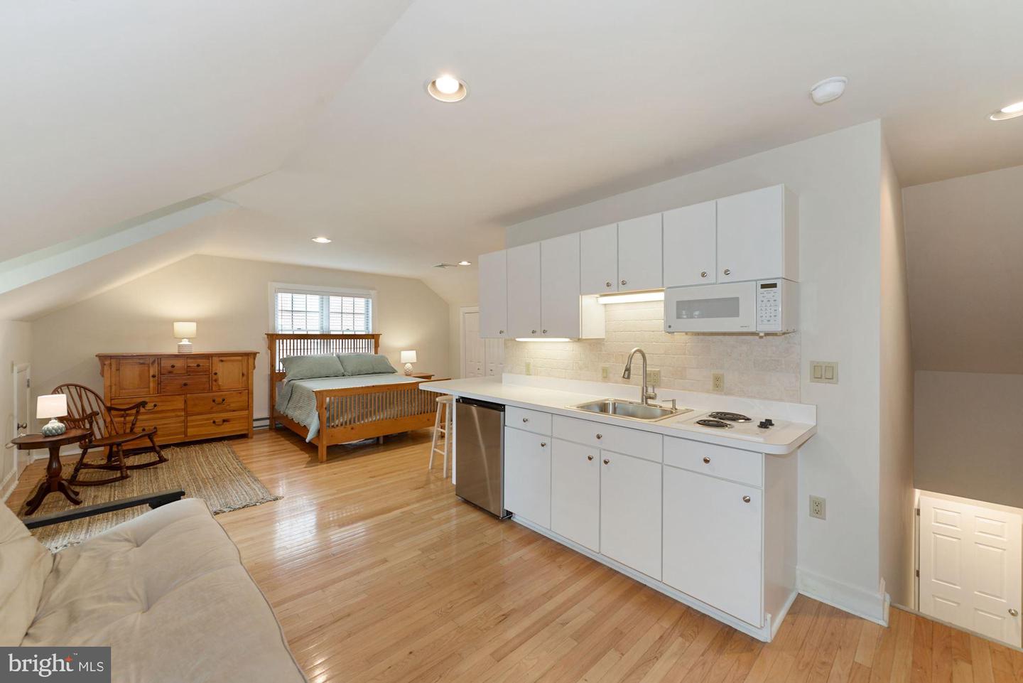 13886 Pond View LANE Unit: 31