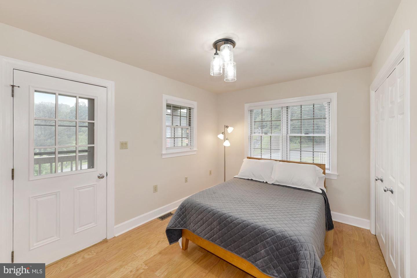 13886 Pond View LANE Unit: 31