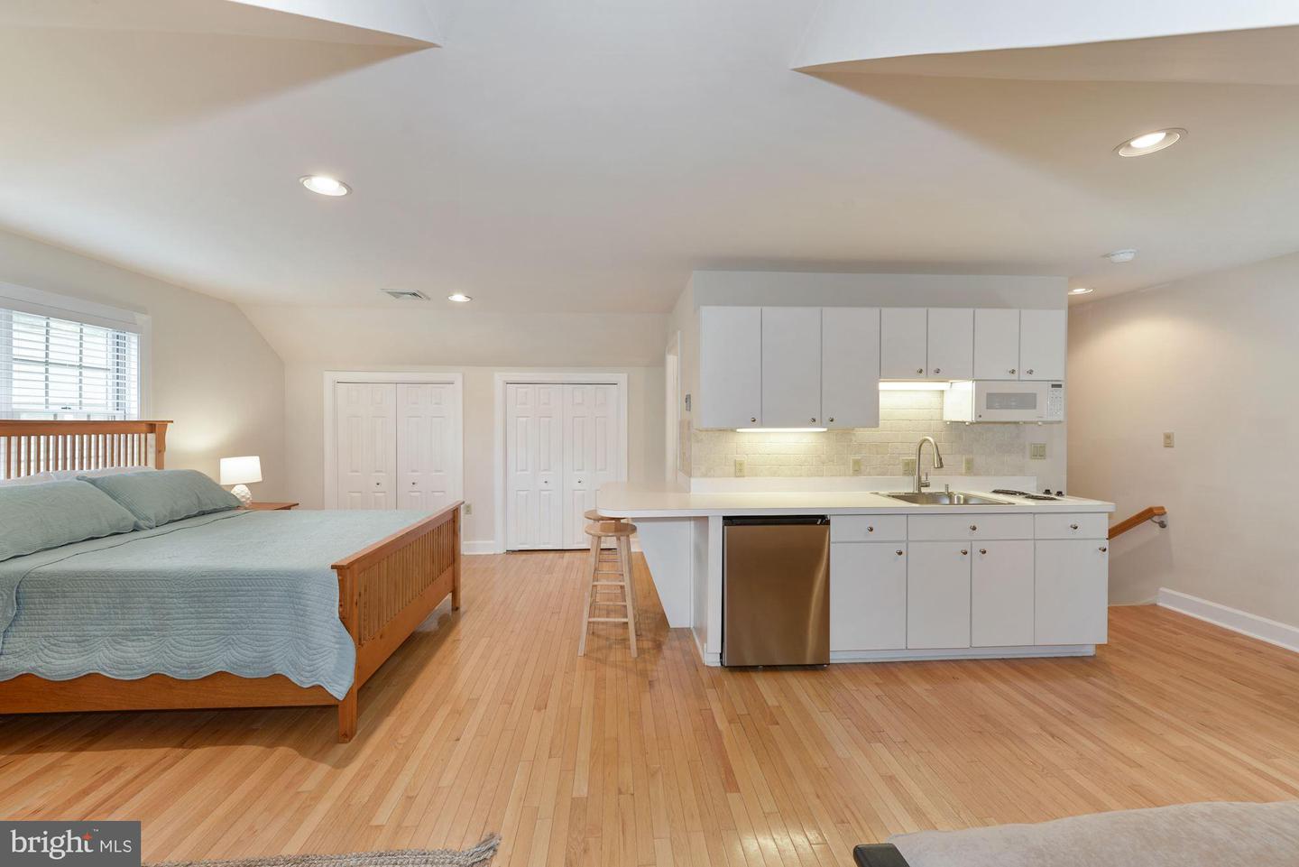 13886 Pond View LANE Unit: 31