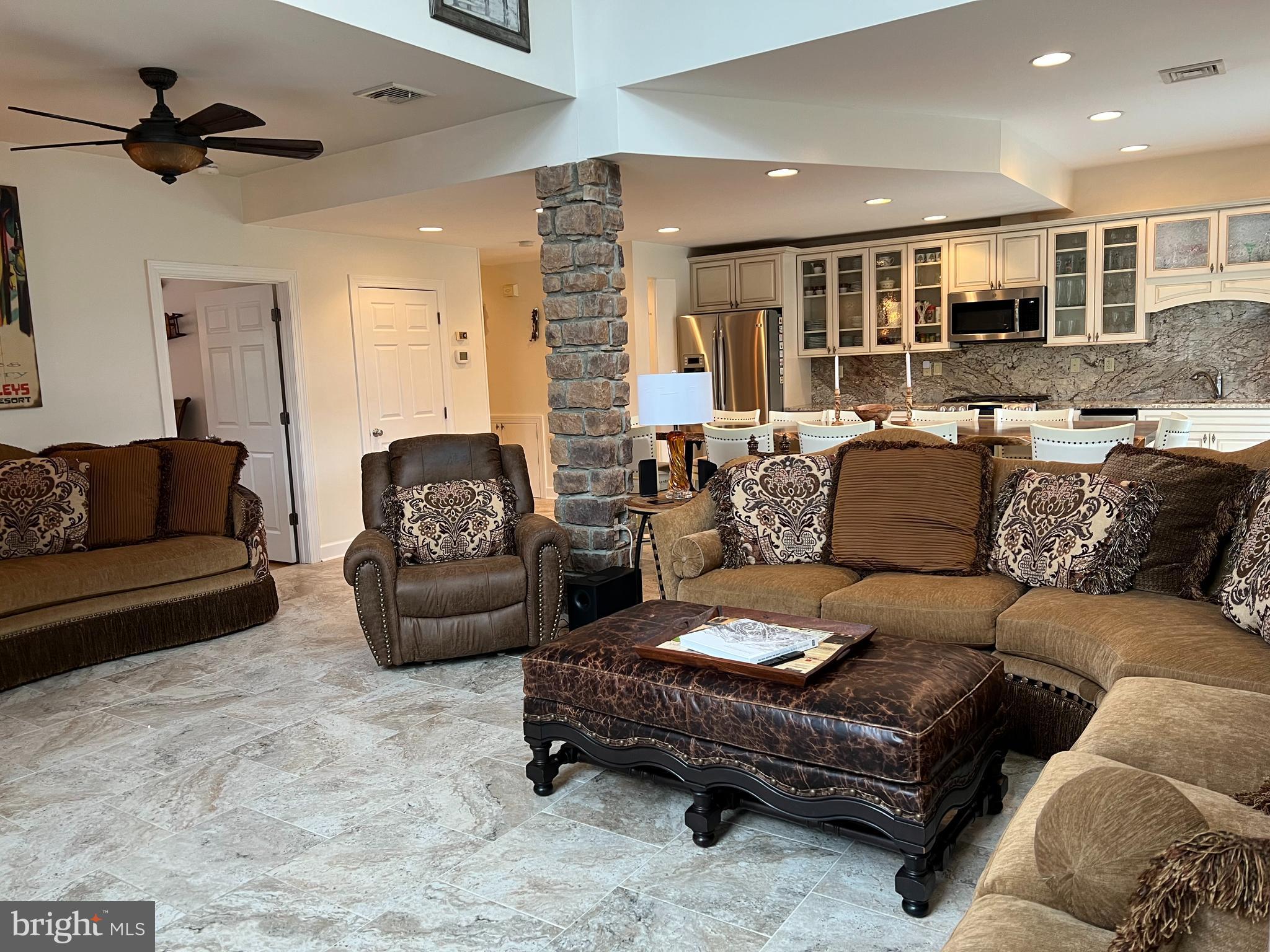 13836 Trailside LANE