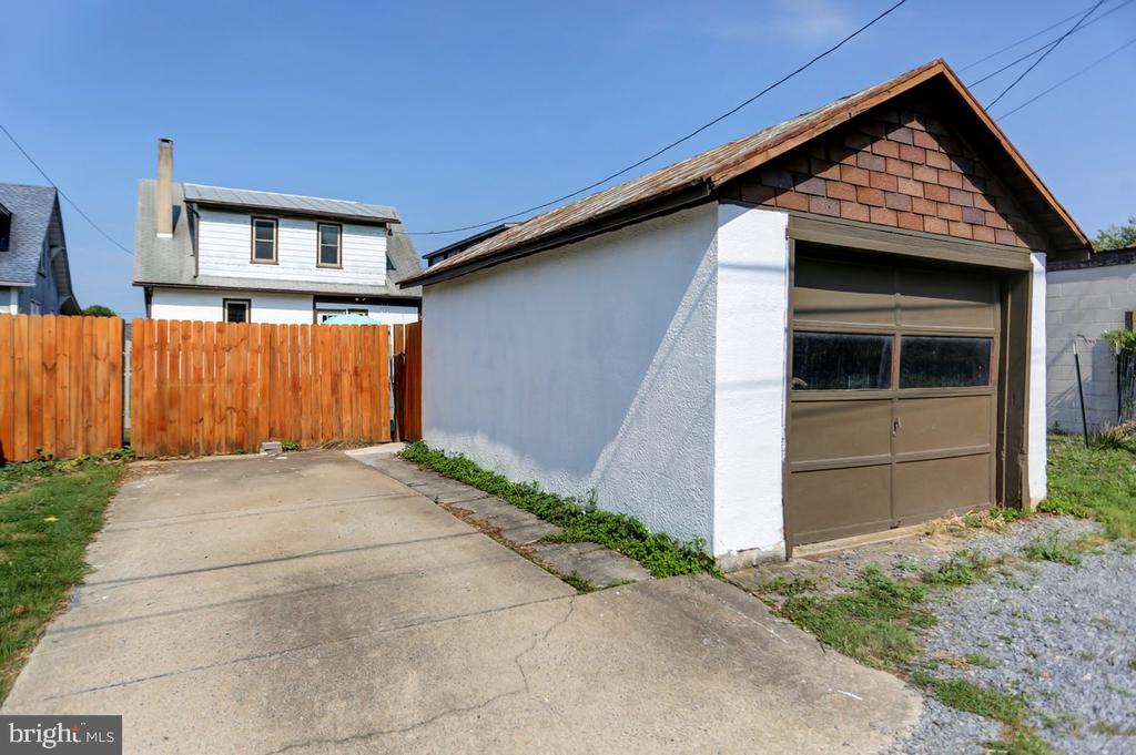 116 GRANDVIEW AVENUE