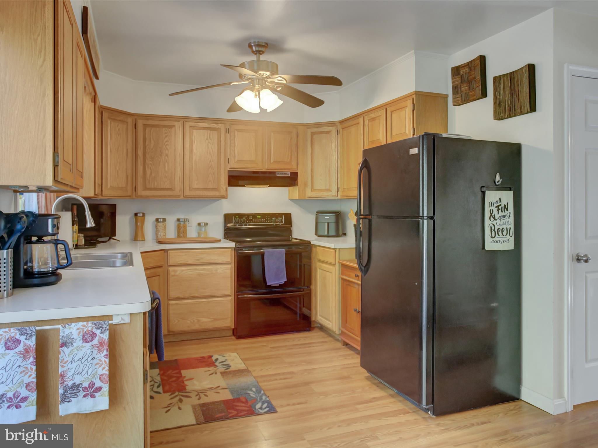 403 SUNNY DRIVE