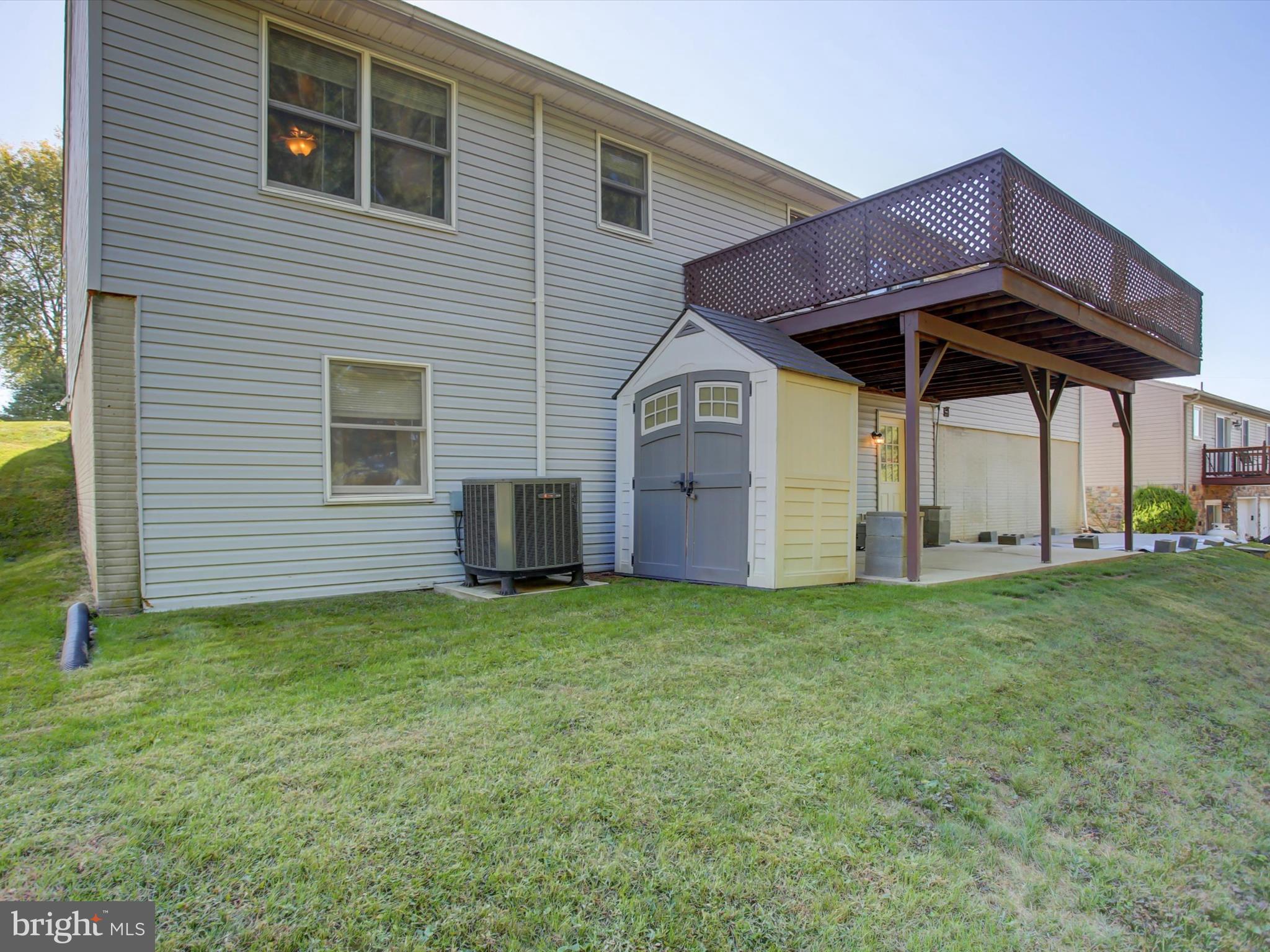 403 SUNNY DRIVE