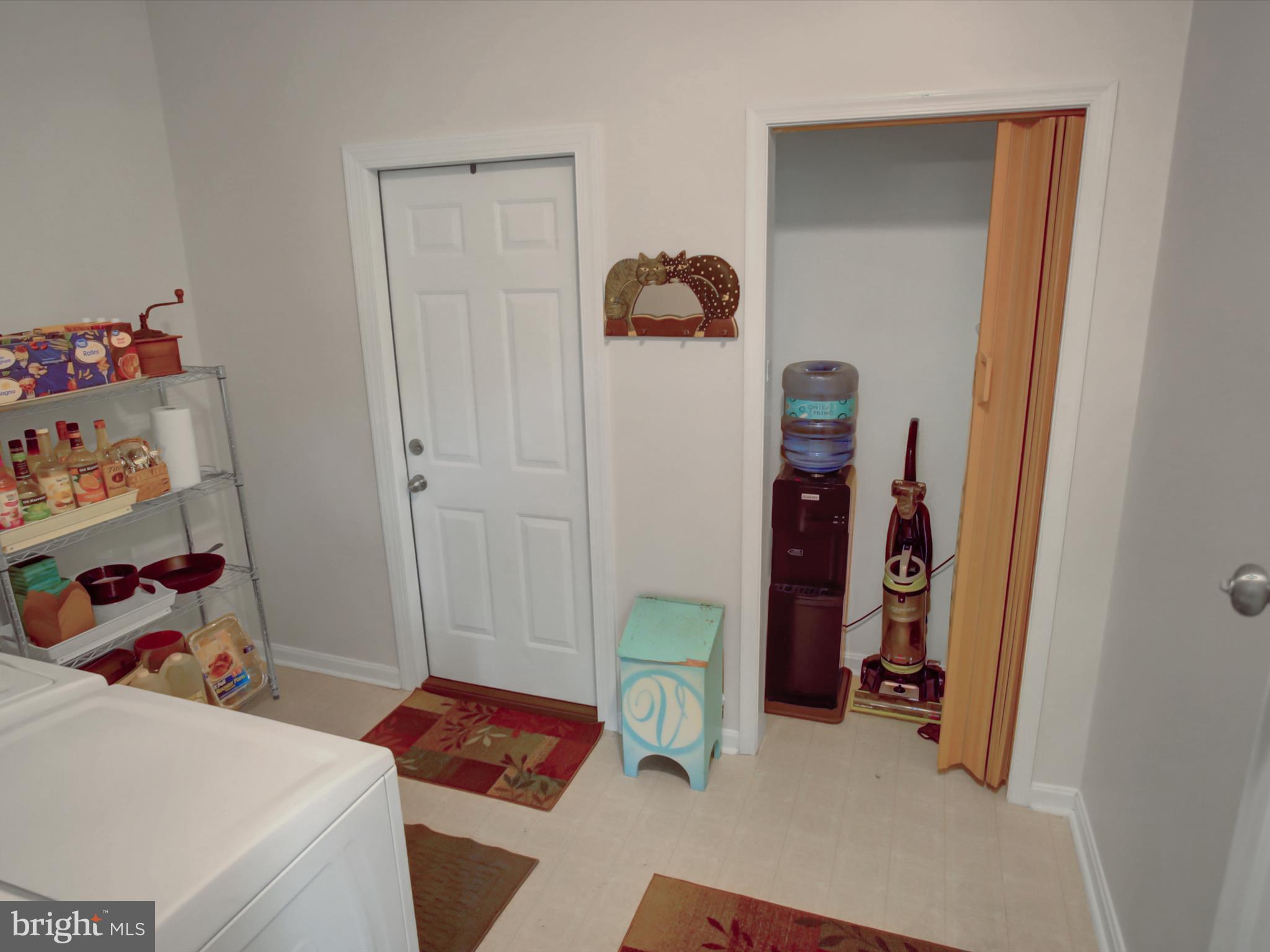 403 SUNNY DRIVE