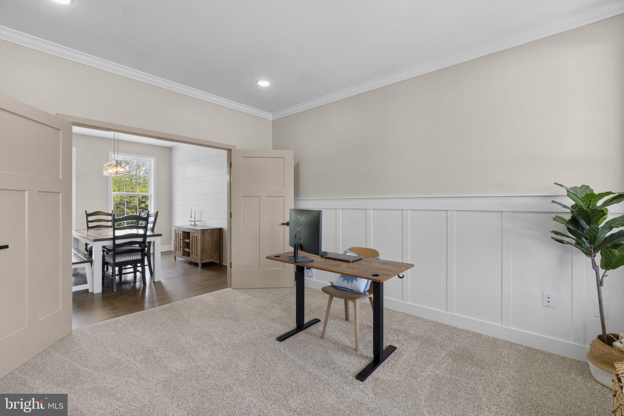 1584 BUNKER COURT