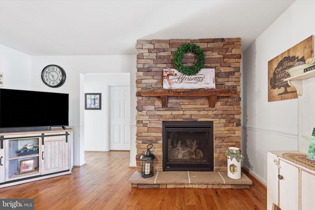 6870 CHARLESTOWN ROAD Unit: 5