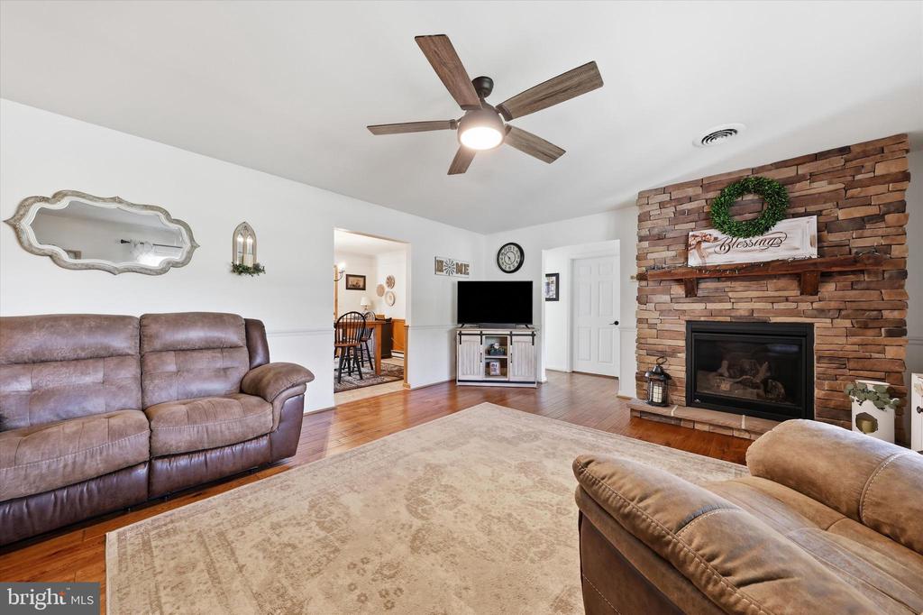 6870 CHARLESTOWN ROAD Unit: 5