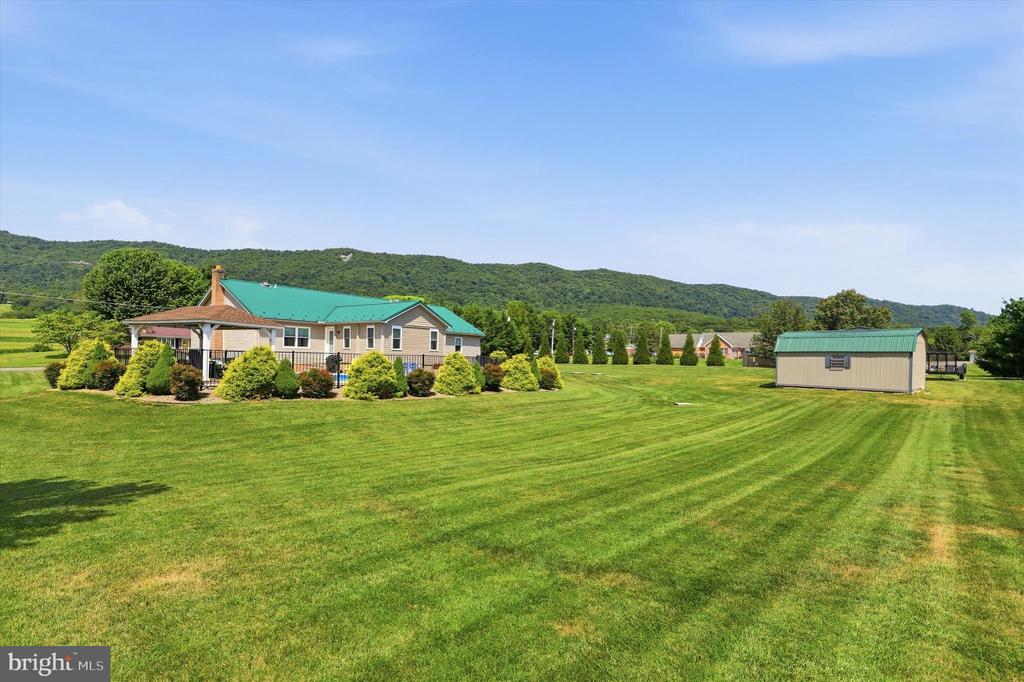 6870 CHARLESTOWN ROAD Unit: 5