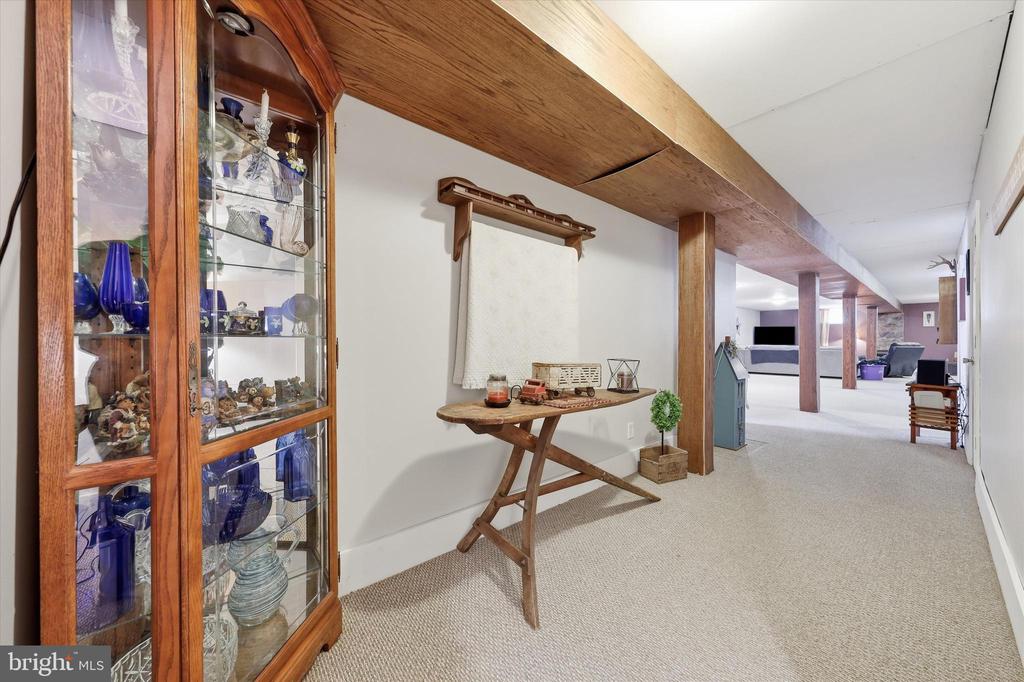 6870 CHARLESTOWN ROAD Unit: 5