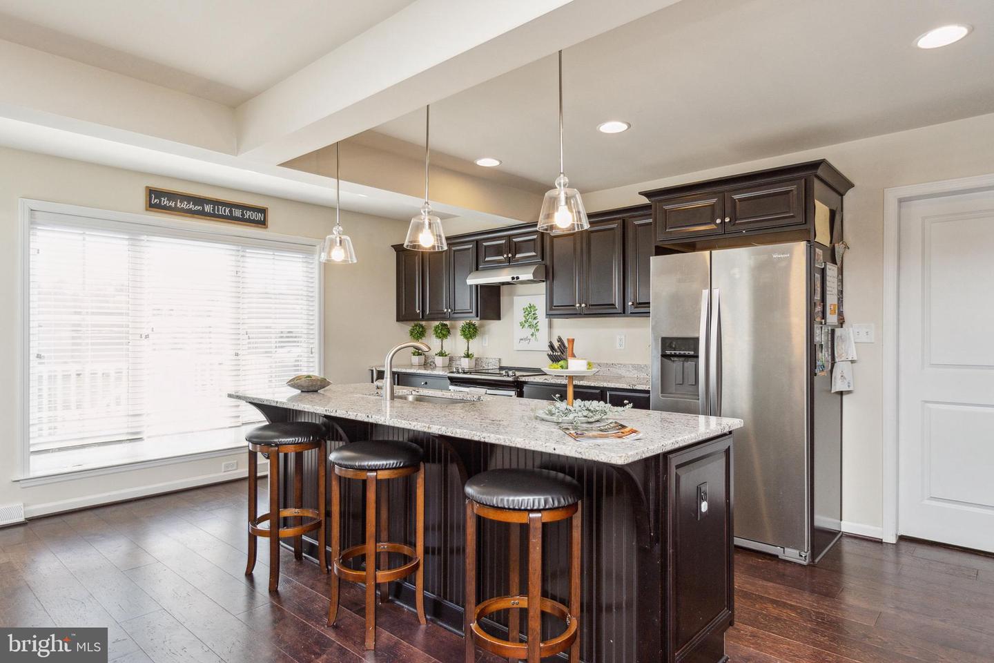 480 Lark DRIVE
