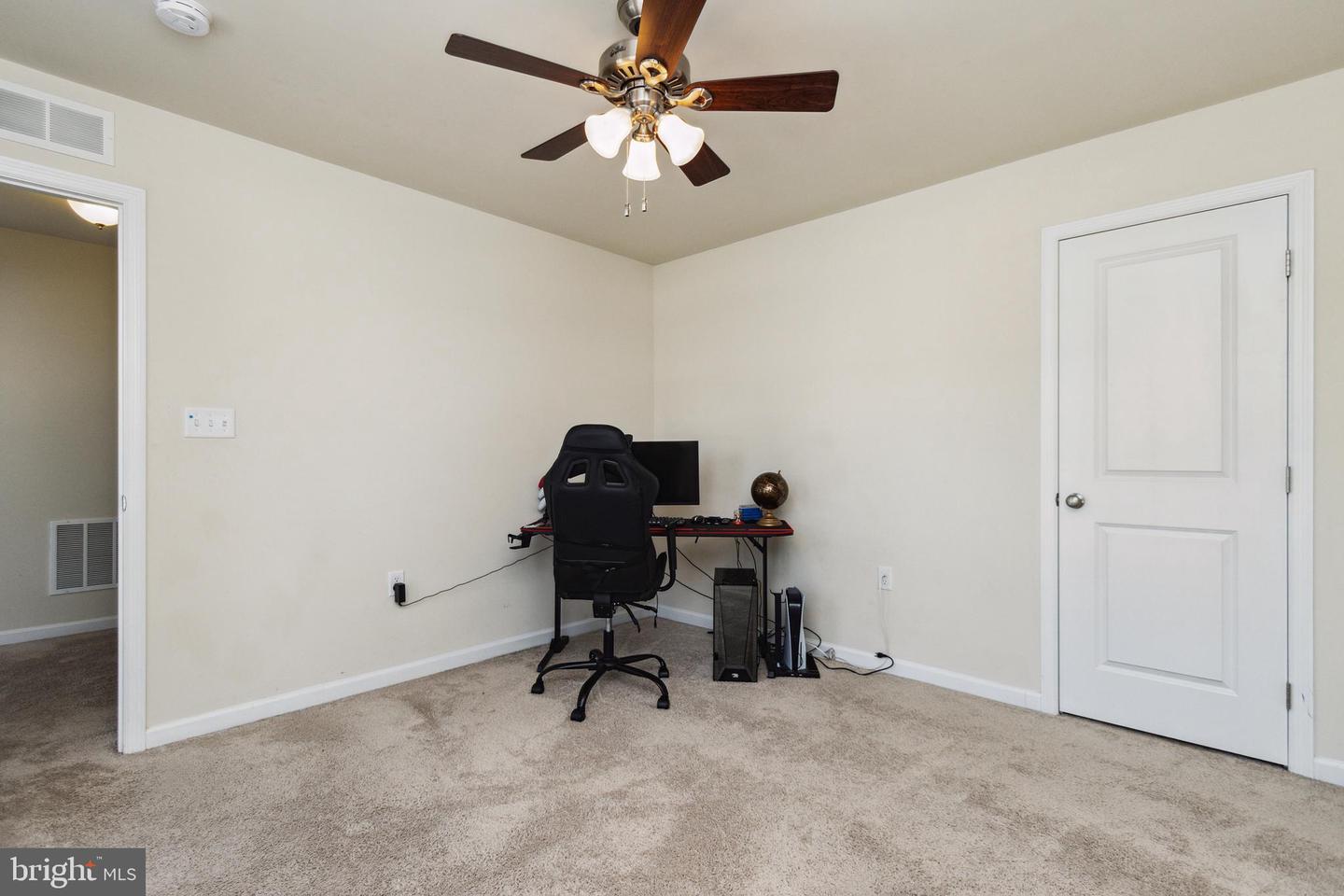 480 Lark DRIVE