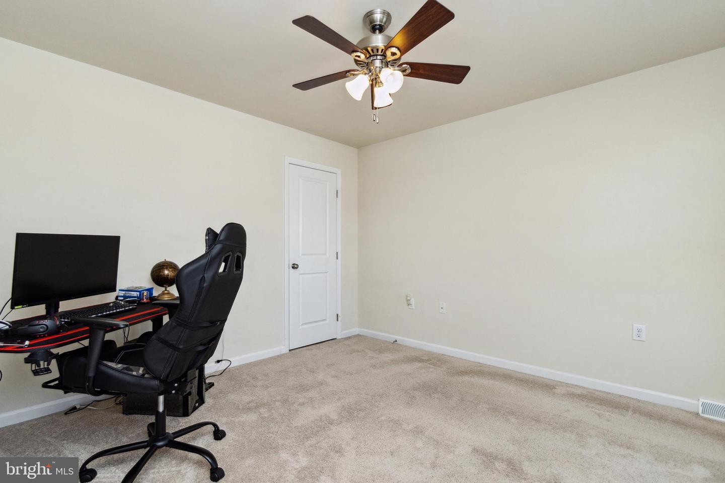 480 Lark DRIVE