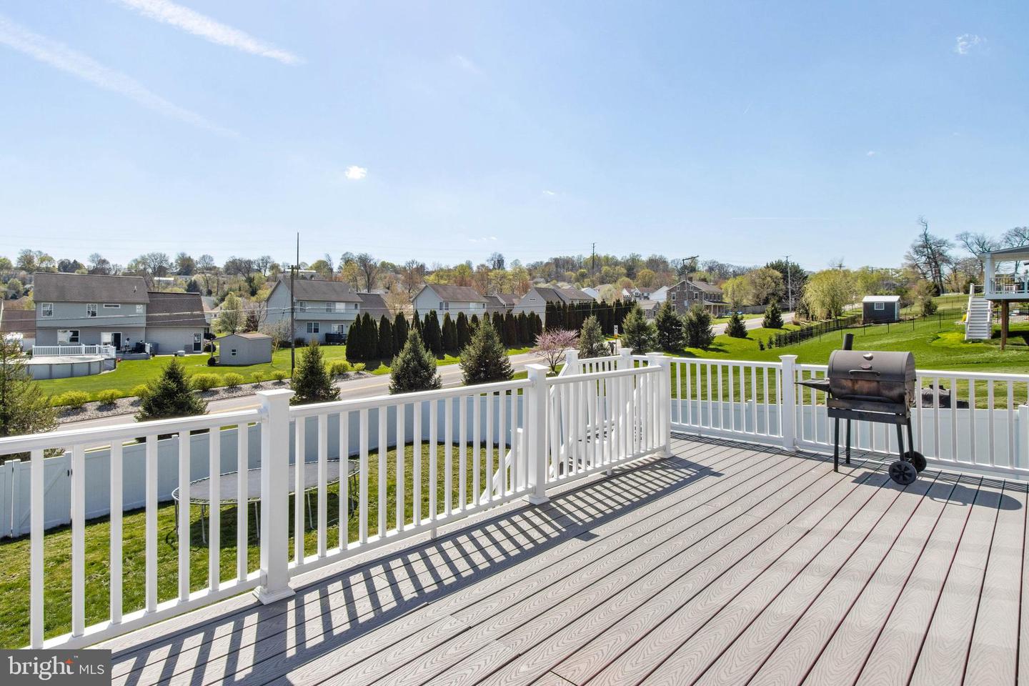 480 Lark DRIVE
