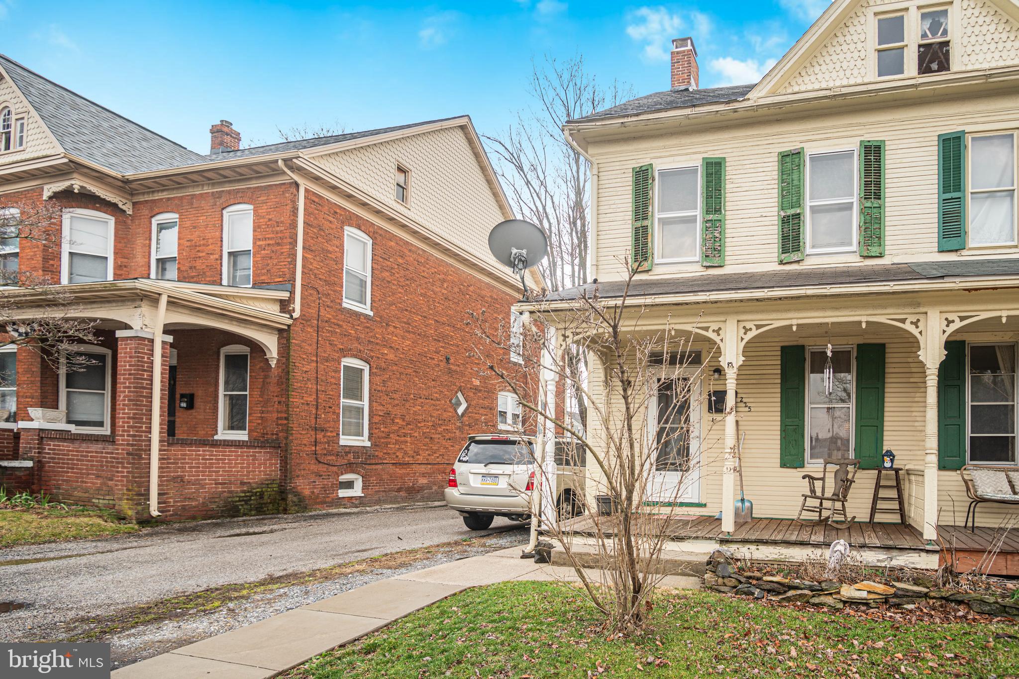 225 CENTENNIAL AVENUE