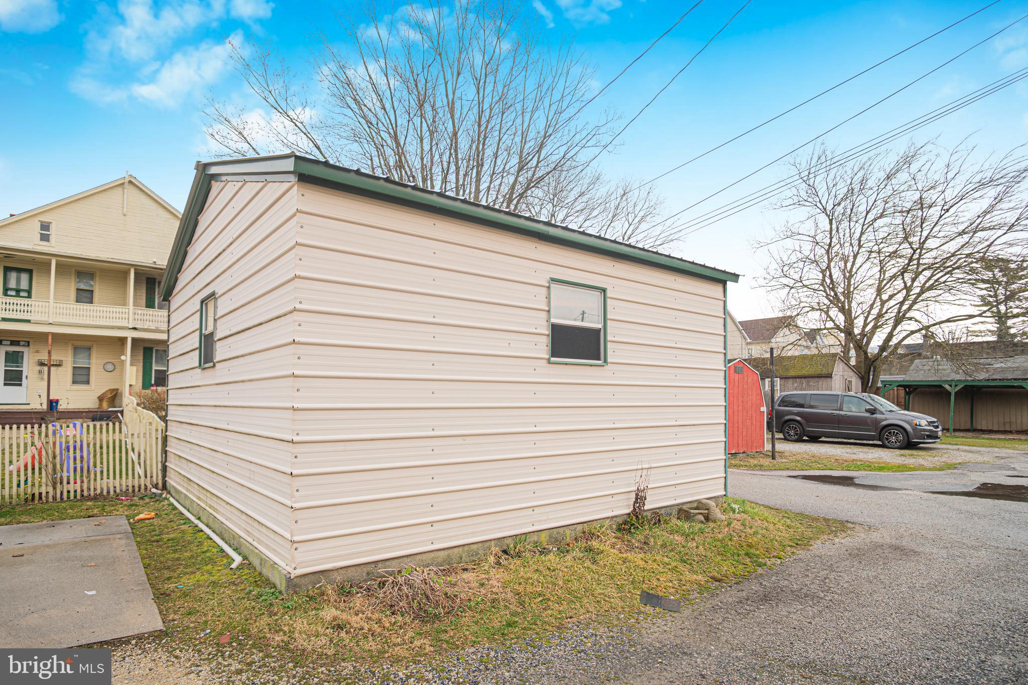 225 CENTENNIAL AVENUE