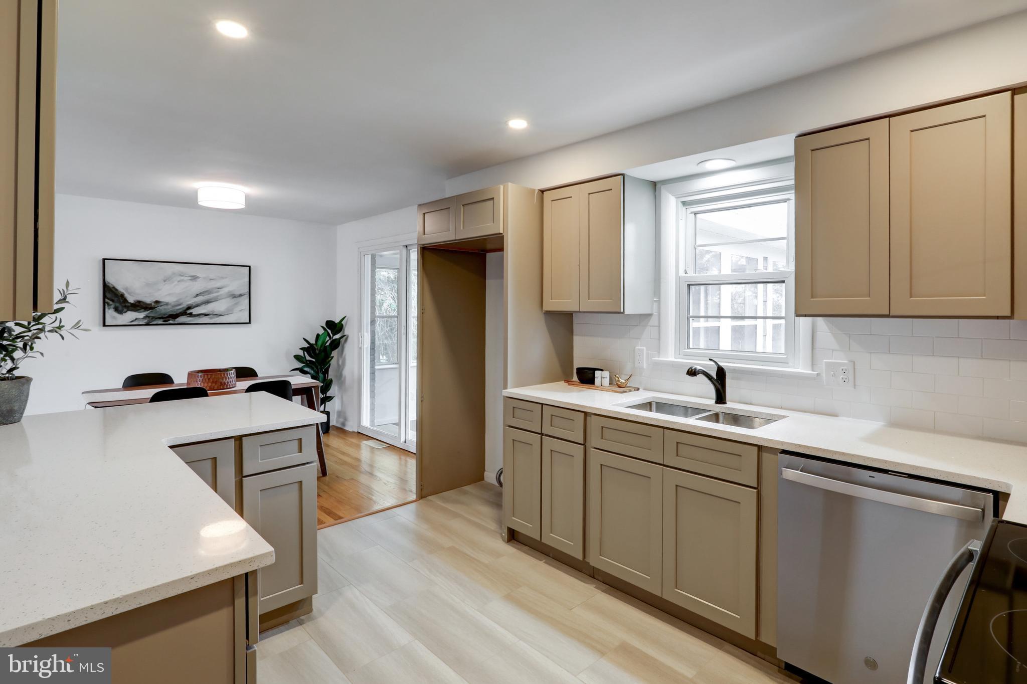 4655 DARLINGTON ROAD