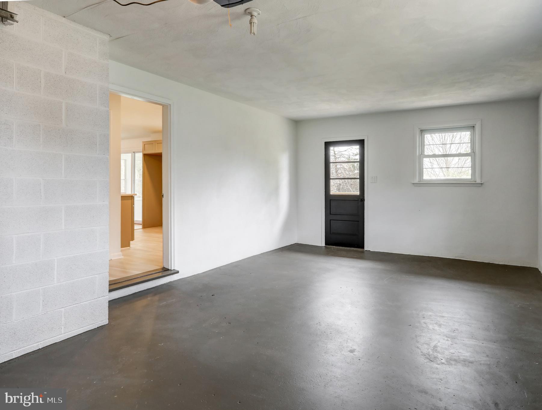 4655 DARLINGTON ROAD