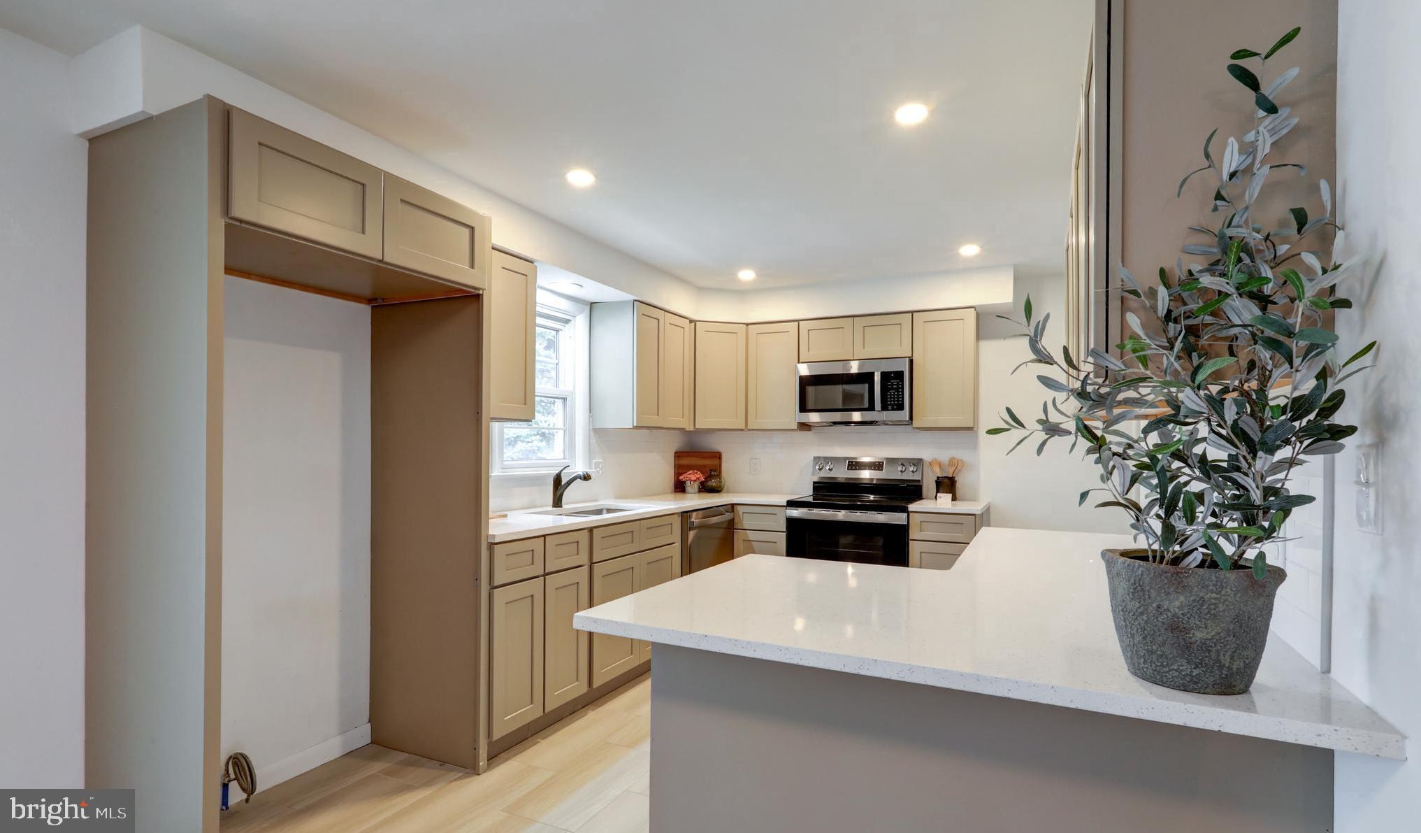 4655 DARLINGTON ROAD