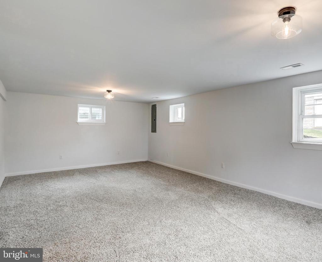 4655 DARLINGTON ROAD