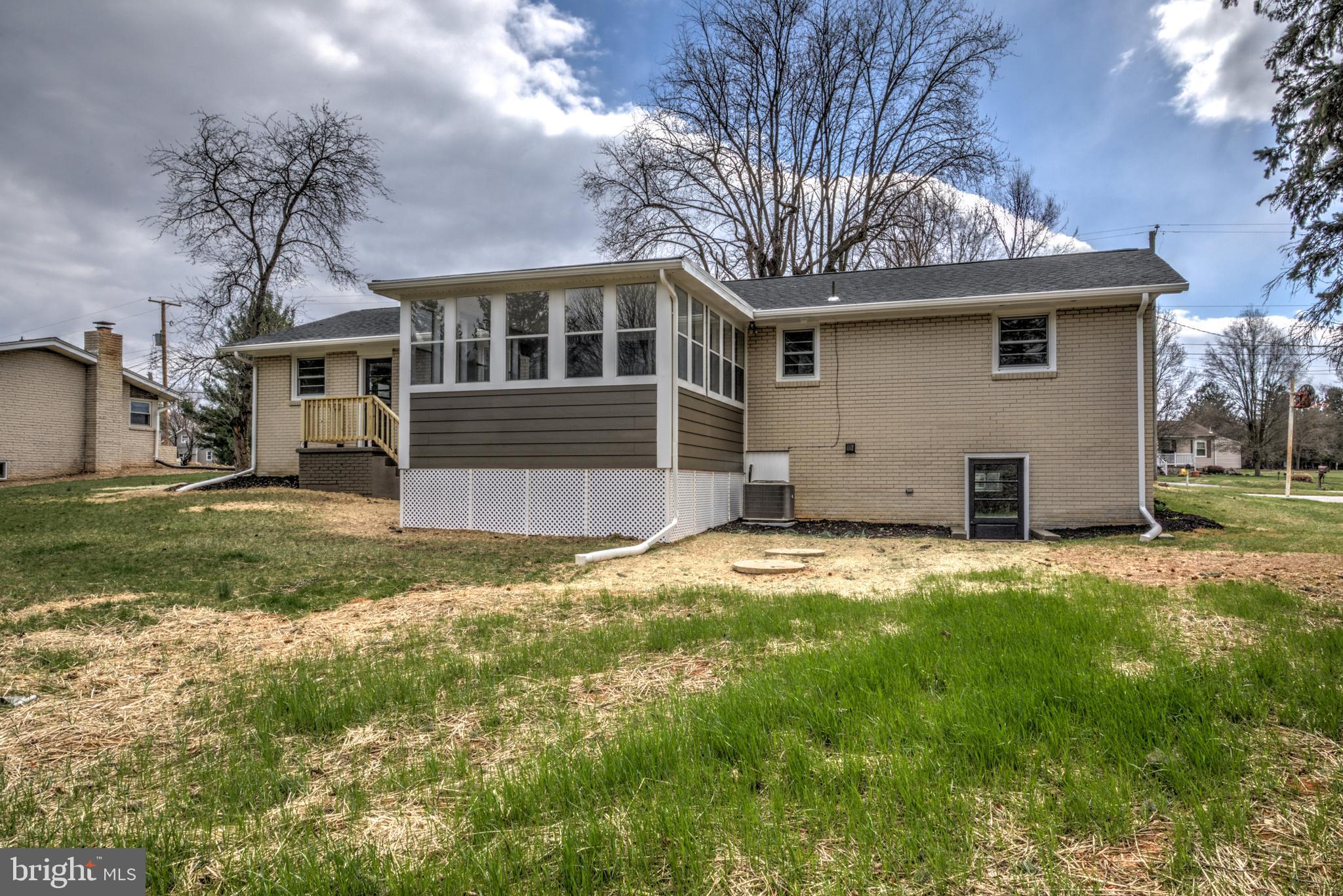 4655 DARLINGTON ROAD