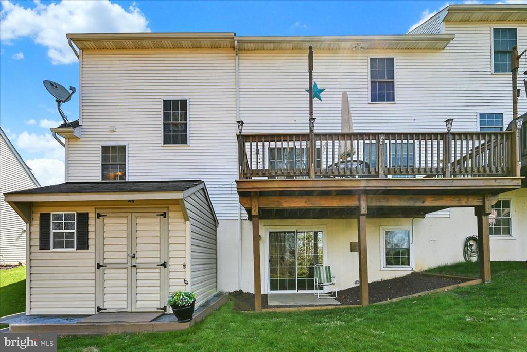 250 CAMBRIDGE DRIVE