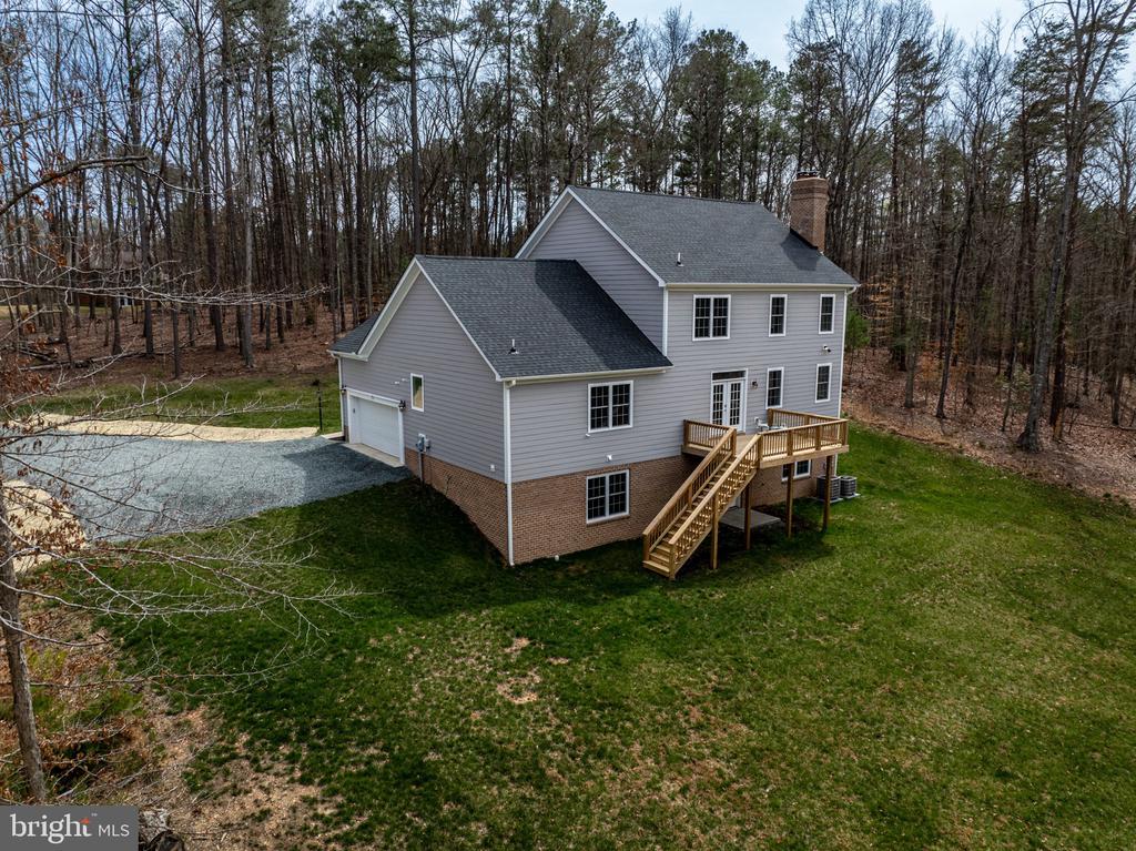 1490 Running Deer Dr