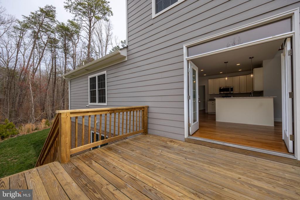 1490 Running Deer Dr