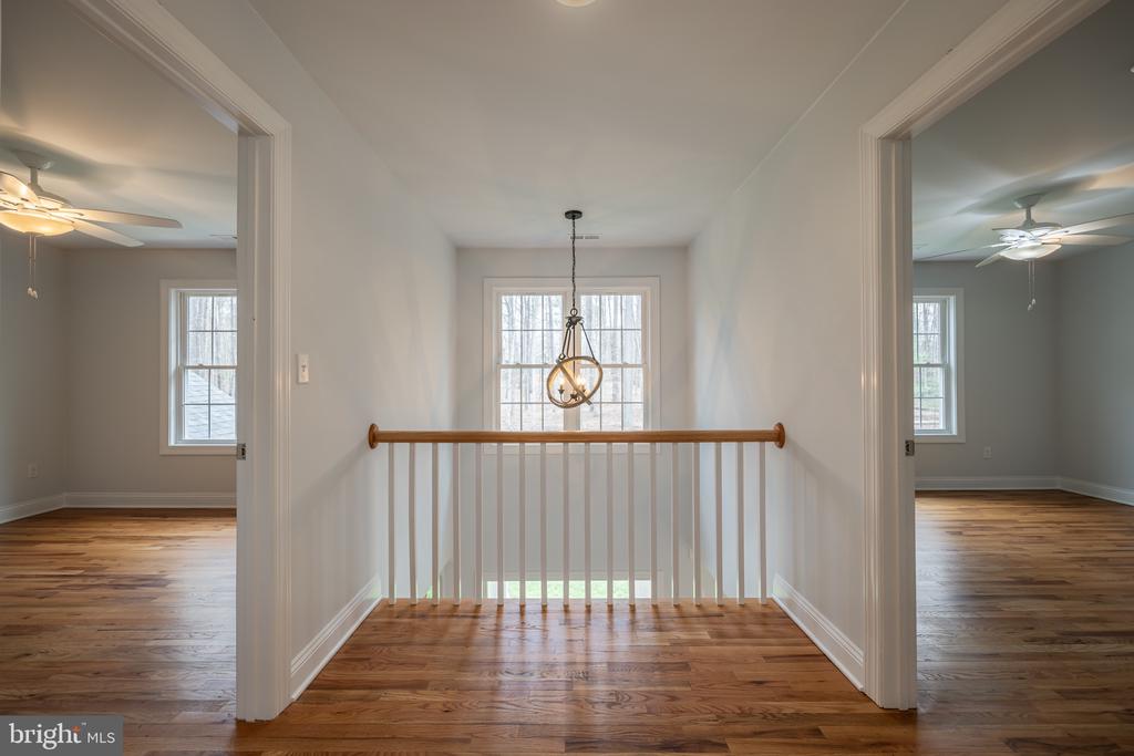 1490 Running Deer Dr