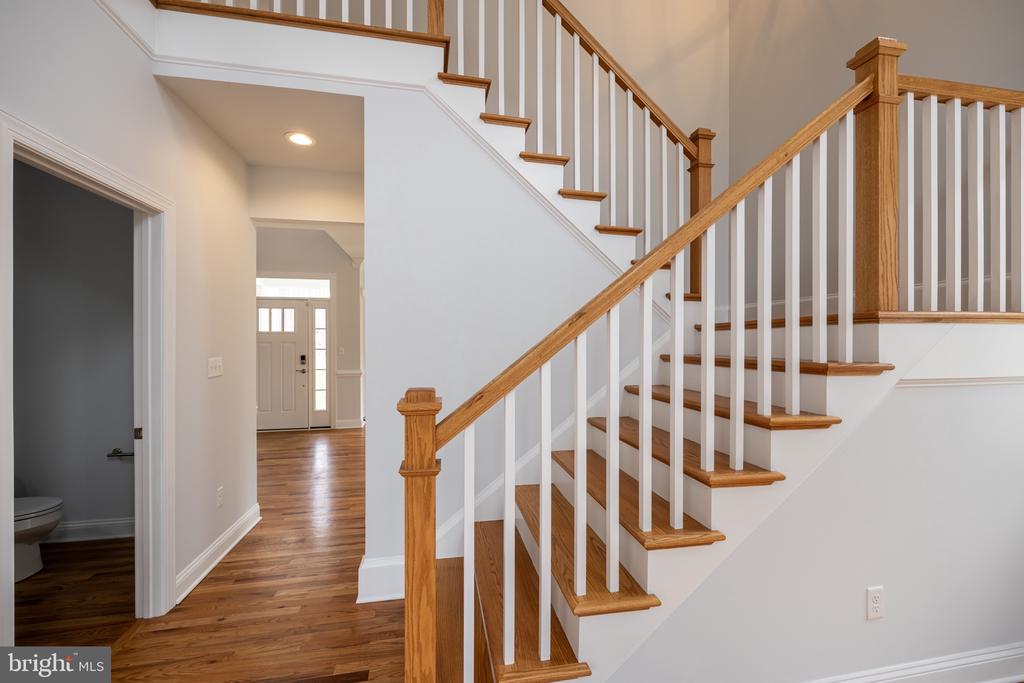 1490 Running Deer Dr