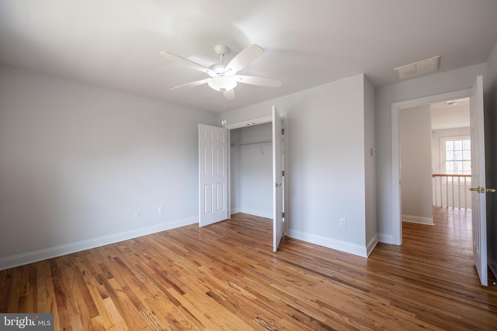 1490 Running Deer Dr