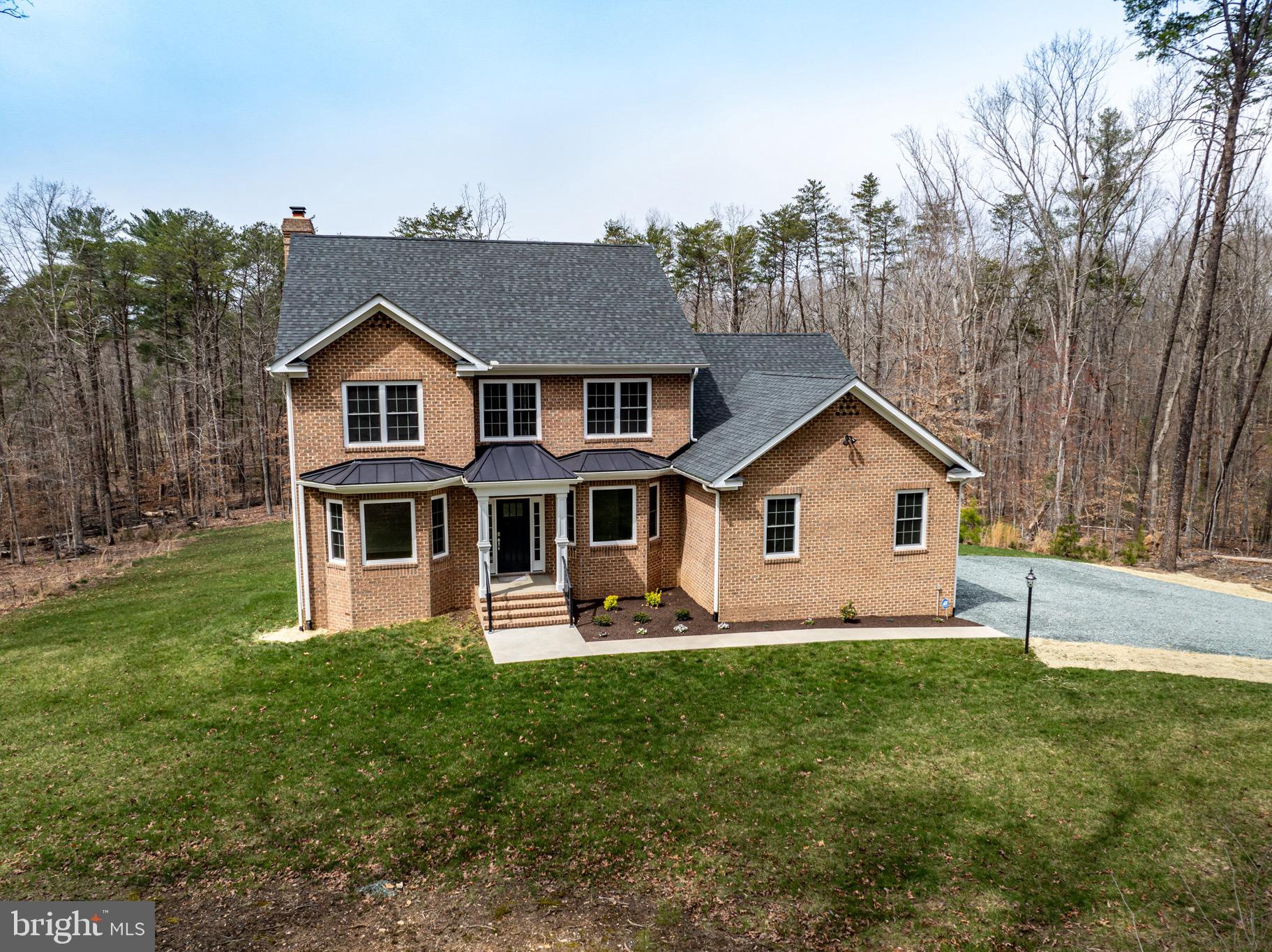 1490 Running Deer Dr
