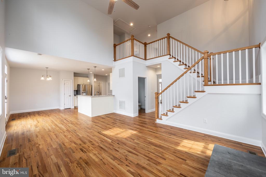 1490 Running Deer Dr