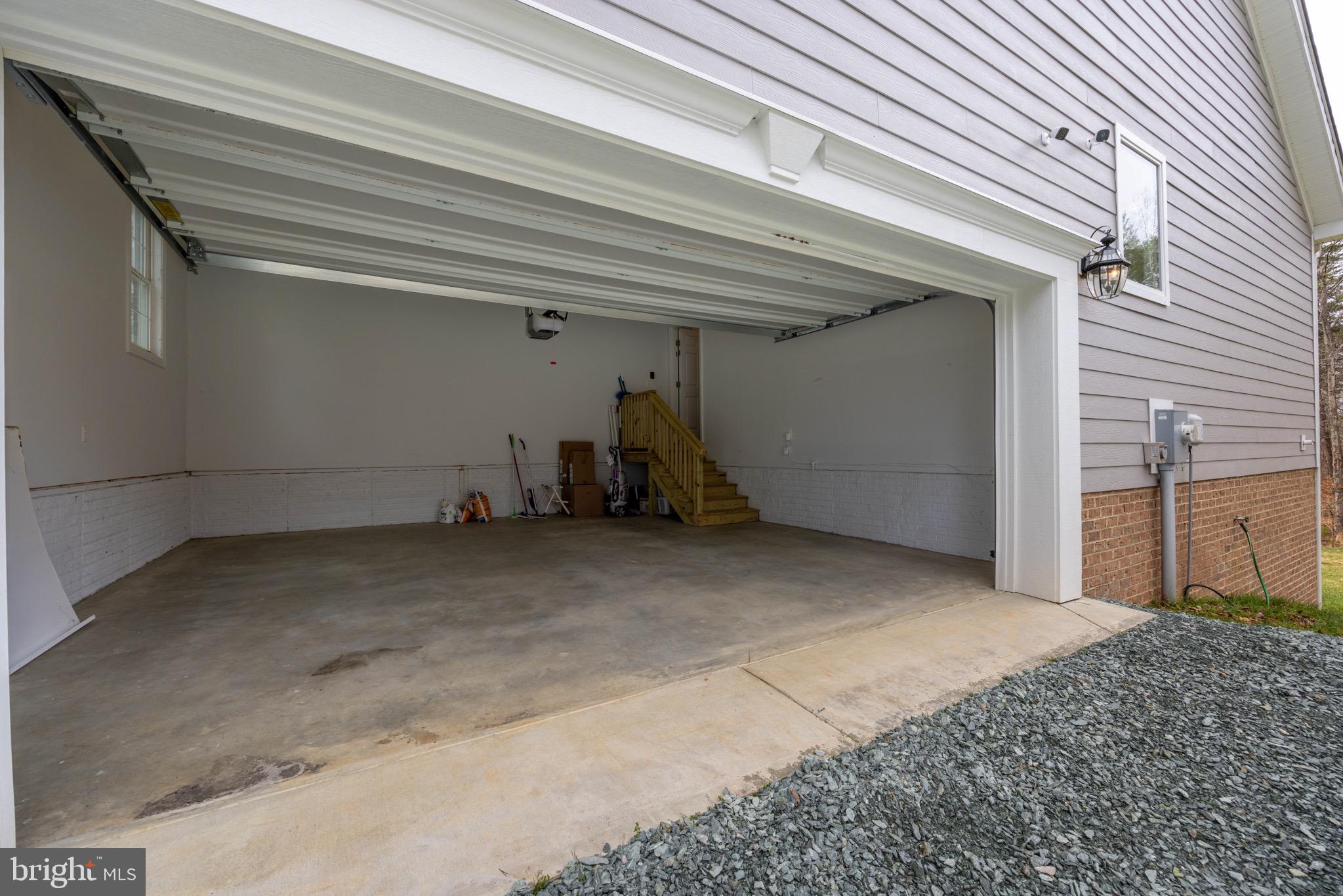 1490 Running Deer Dr