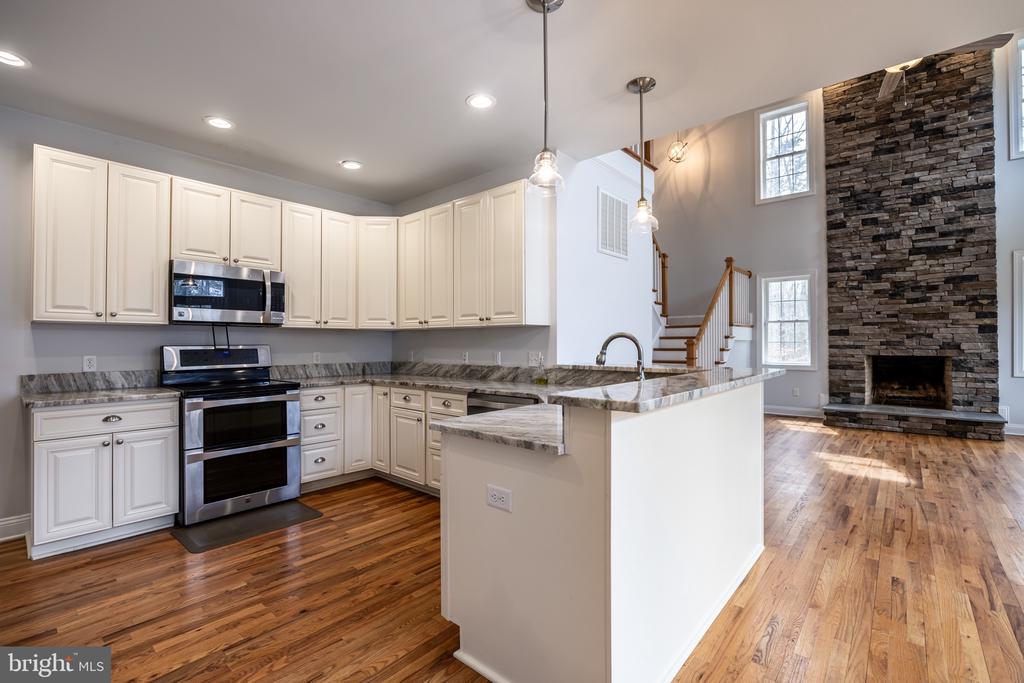 1490 Running Deer Dr