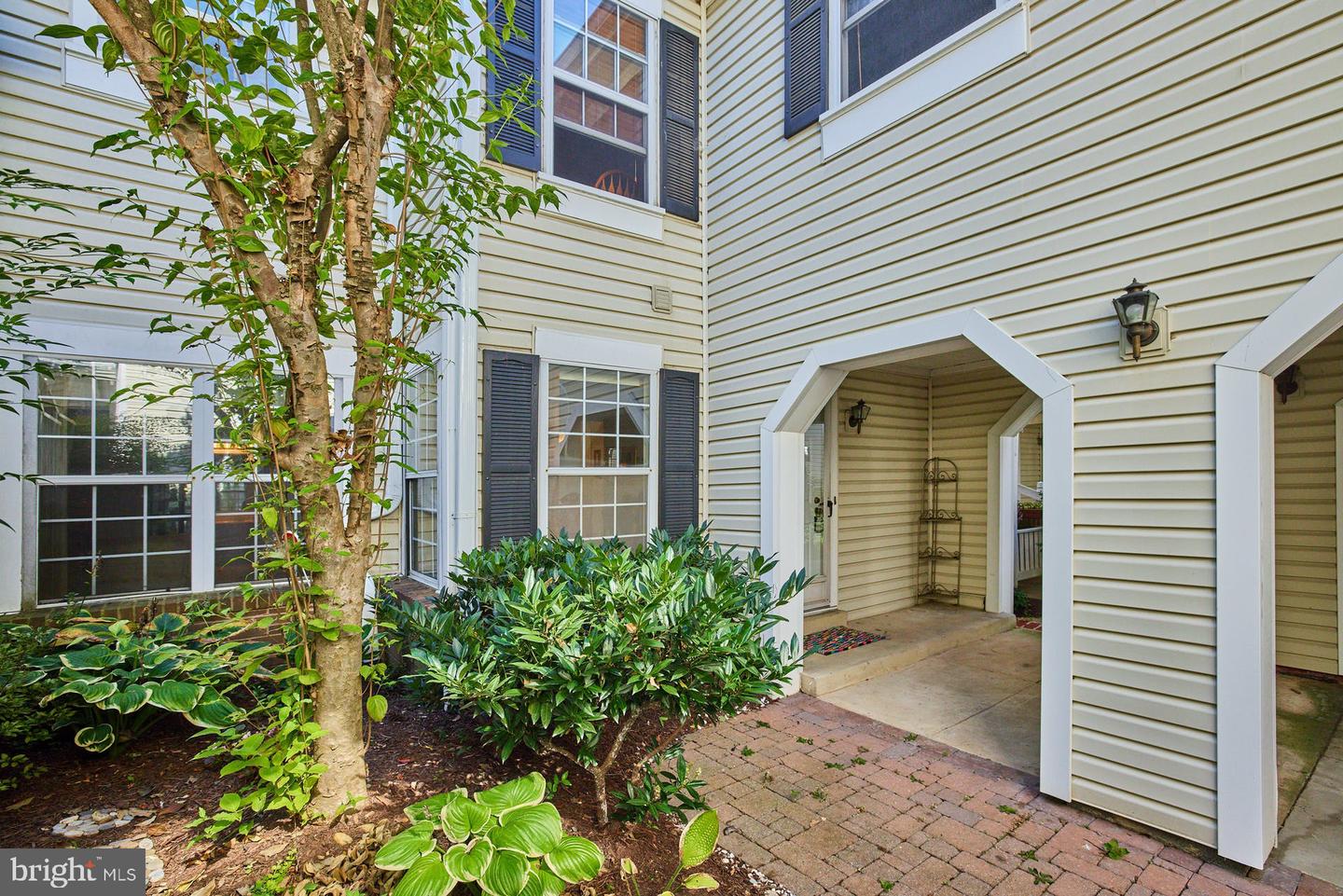 2921 S Woodley STREET Unit: 1