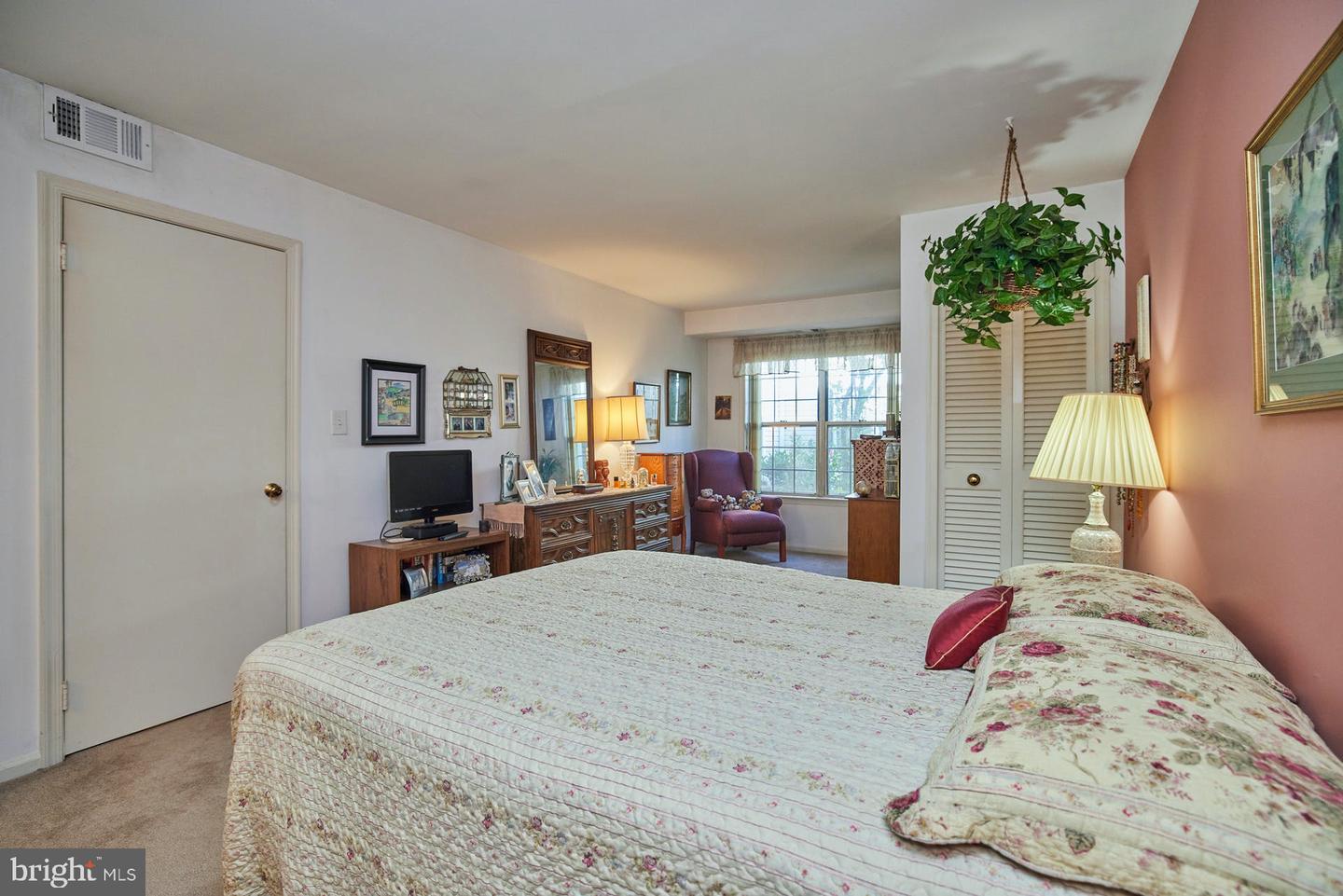 2921 S Woodley STREET Unit: 1