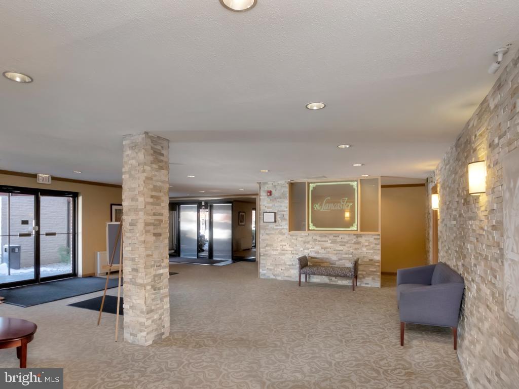 1830 Columbia PIKE Unit: 316