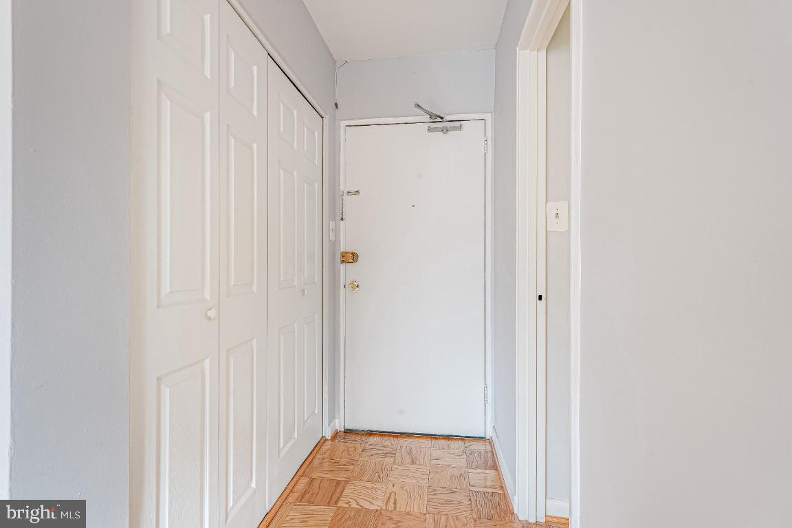 1830 Columbia PIKE Unit: 316