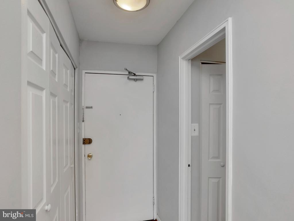 1830 Columbia PIKE Unit: 316