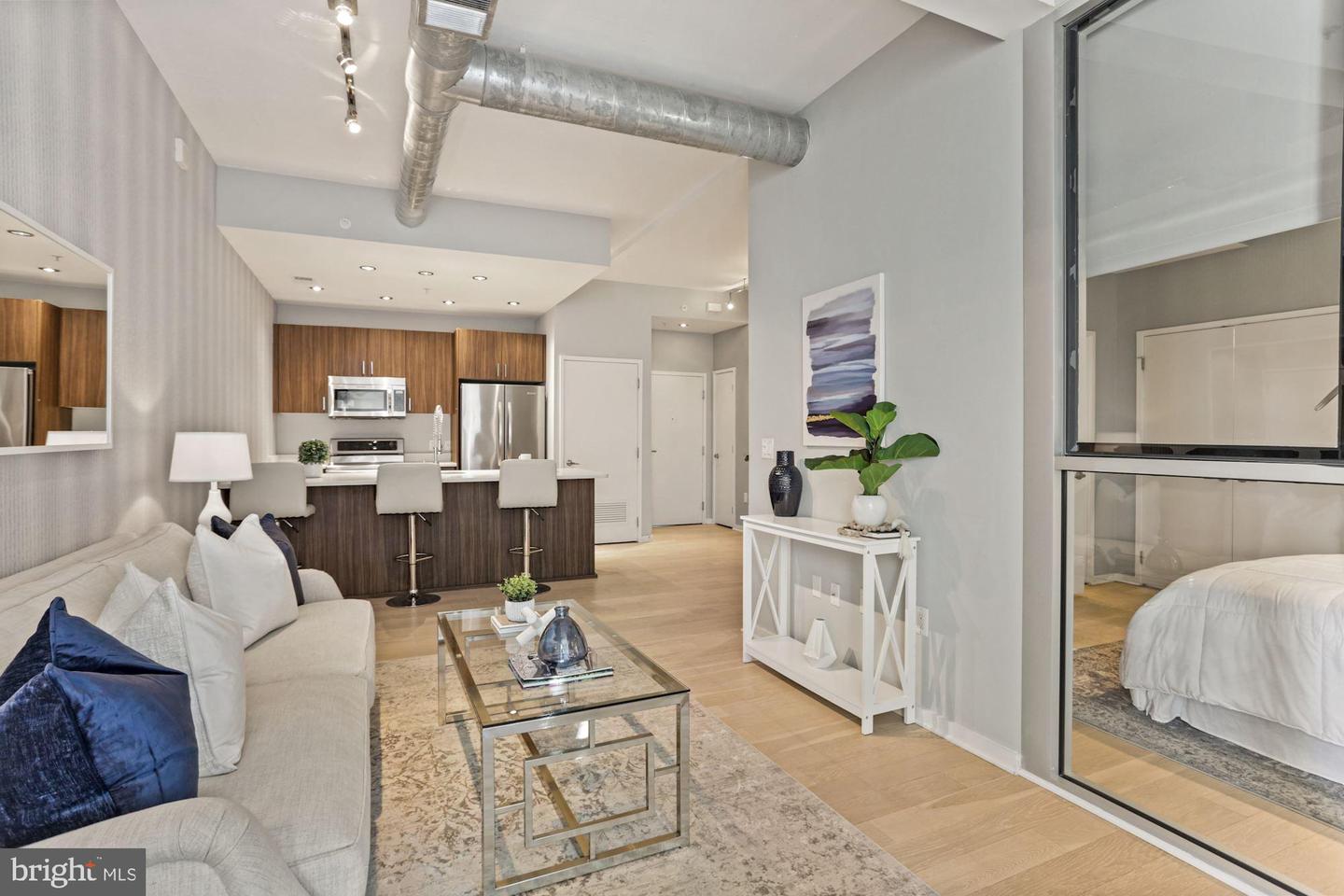 3409 Wilson BOULEVARD Unit: 703