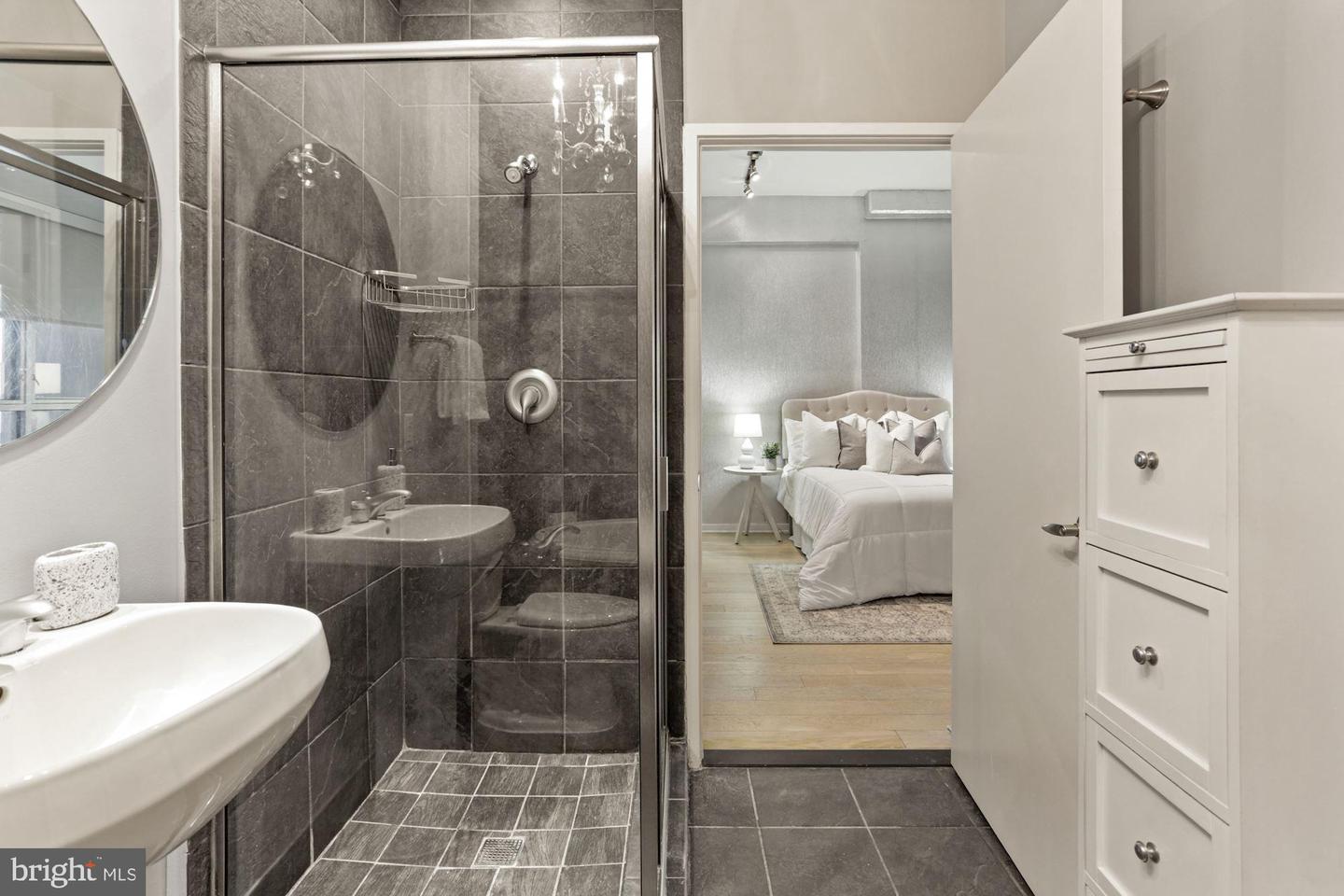 3409 Wilson BOULEVARD Unit: 703