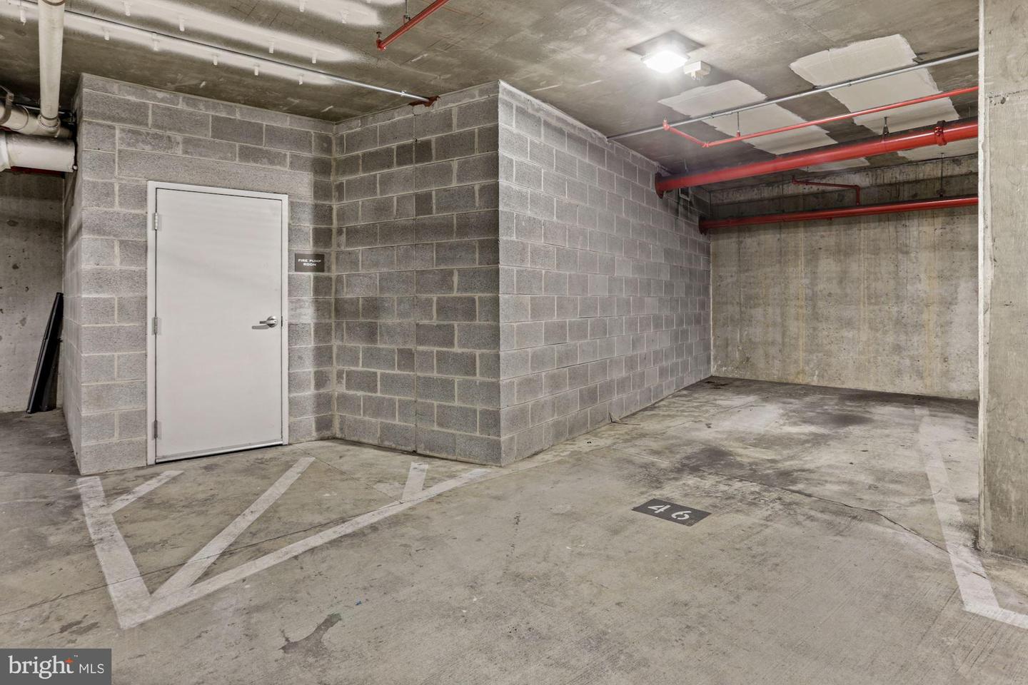 3409 Wilson BOULEVARD Unit: 703