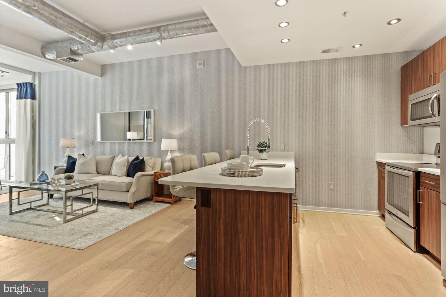 3409 Wilson BOULEVARD Unit: 703