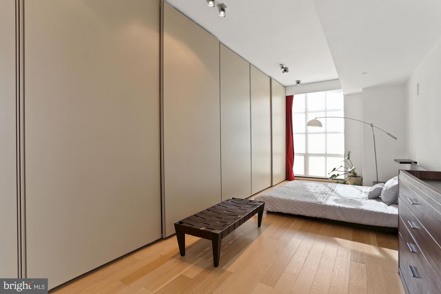 1615 N Queen STREET Unit: M606